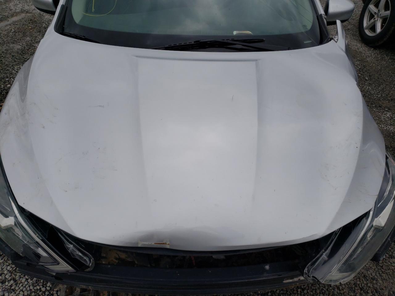 Photo 7 from auction – 2017 NISSAN SENTRA S with VIN 3N1AB7AP2HL640358
