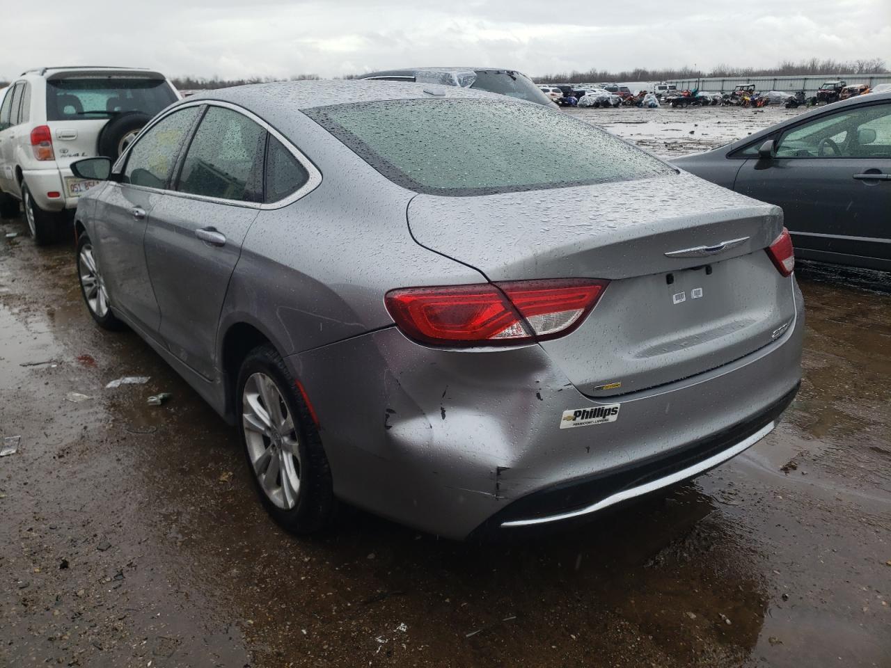 Photo 3 from auction – 2015 CHRYSLER 200 LIMITE with VIN 1C3CCCAB1FN621026