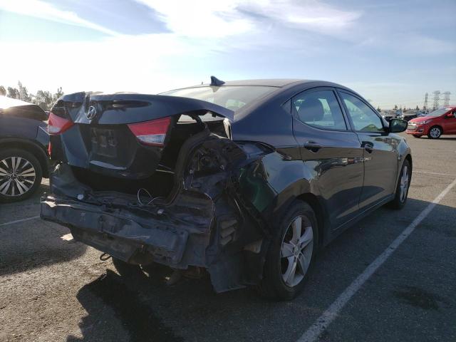 Photo 4 from auction – 2013 HYUNDAI ELANTRA GL with VIN 5NPDH4AE7DH273232