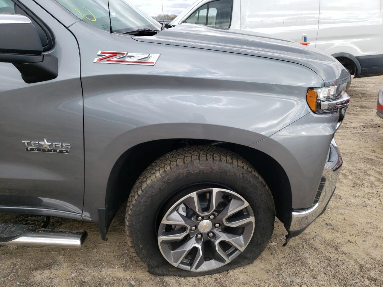 Photo 9 from auction – 2022 CHEVROLET UK with VIN 3GCUYDED2NG108734