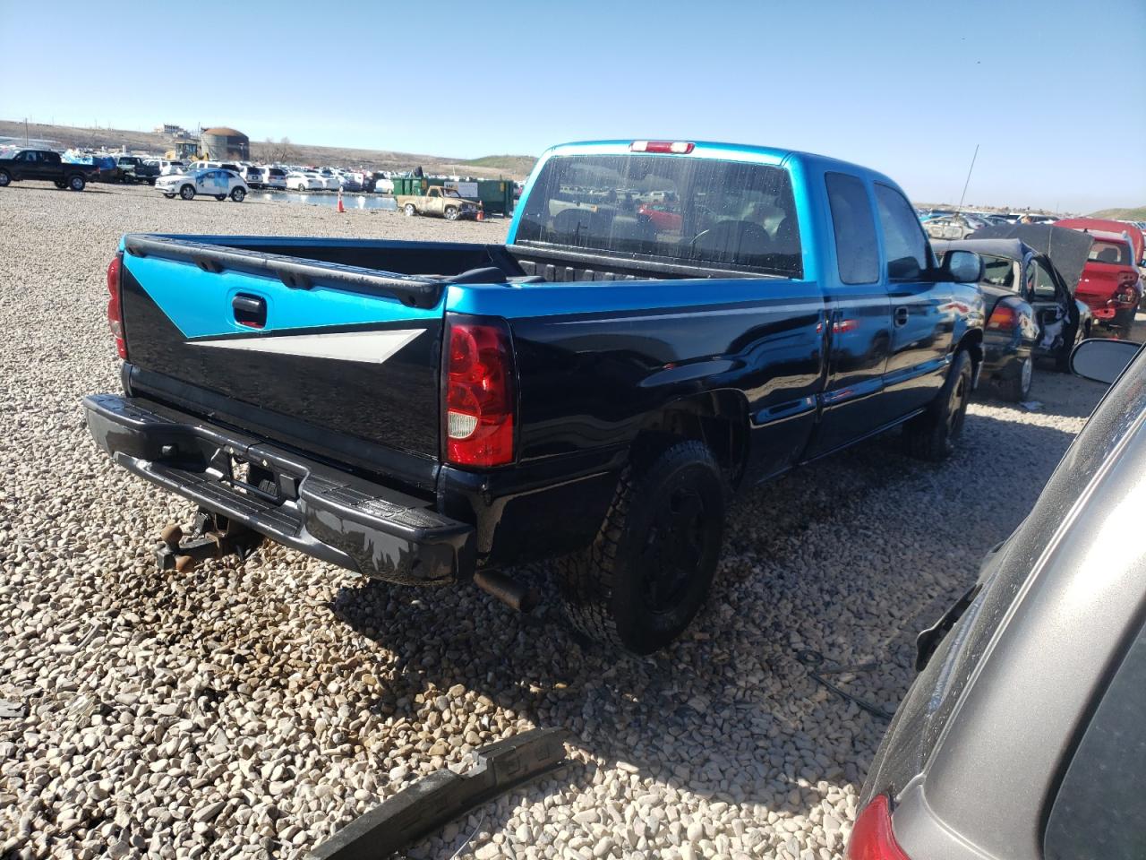 Photo 4 from auction – 2005 CHEVROLET SILVERADO with VIN 1GCEK19Z75Z120193