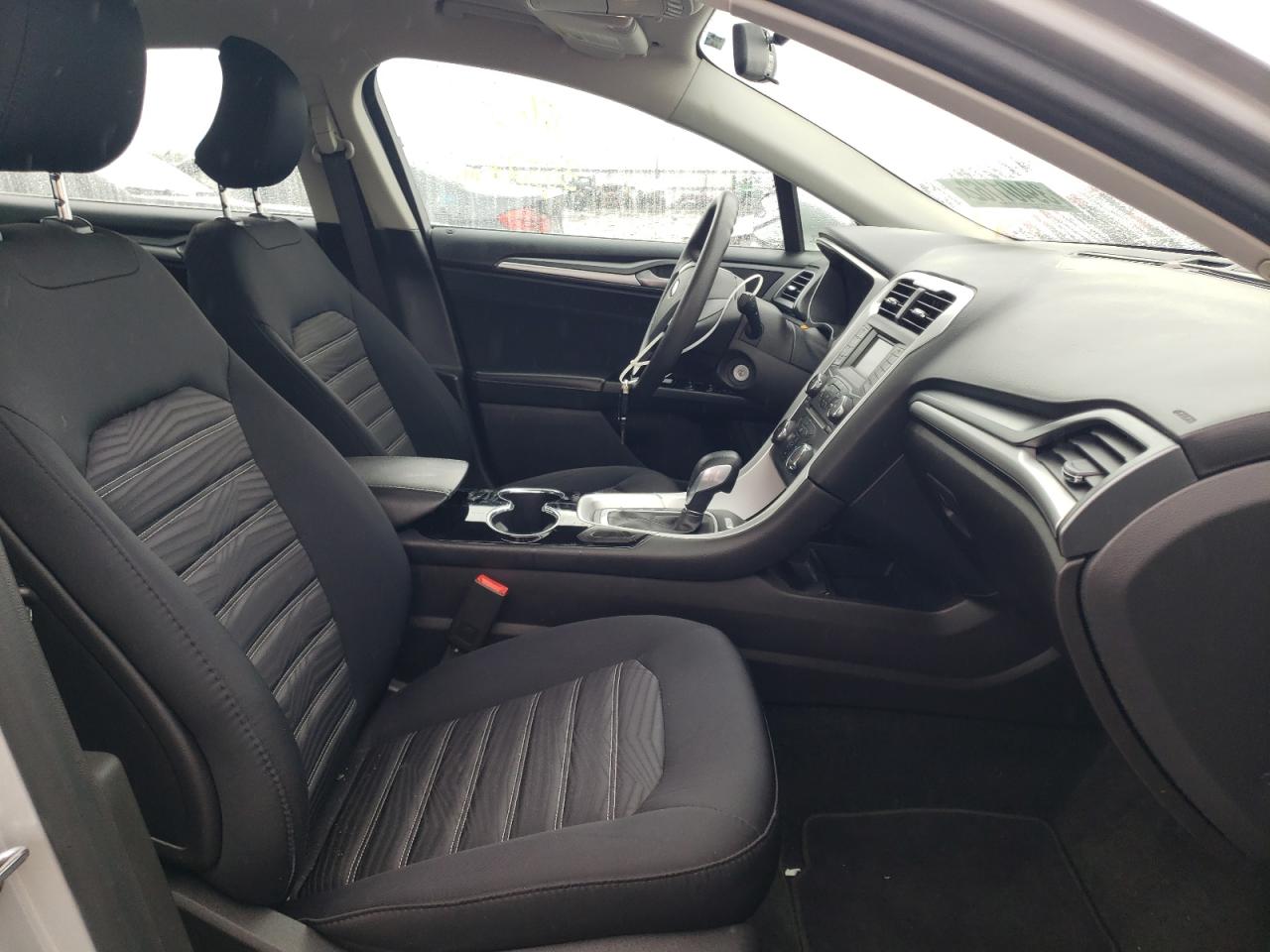 Photo 5 from auction – 2016 FORD FUSION SE with VIN 3FA6P0H76GR234313