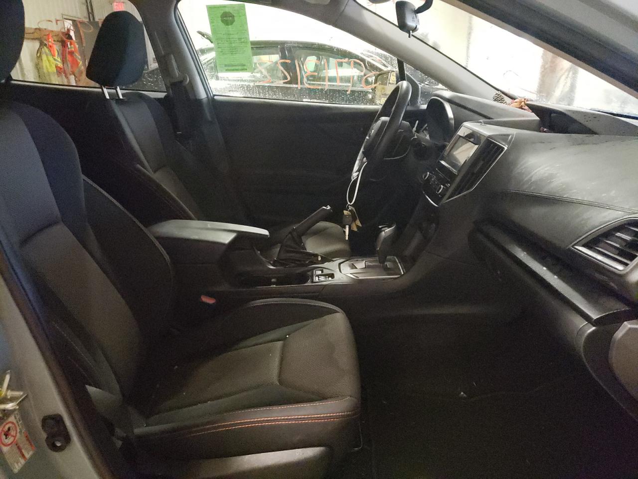 Photo 5 from auction – 2019 SUBARU CROSSTREK with VIN JF2GTAEC7KH312756