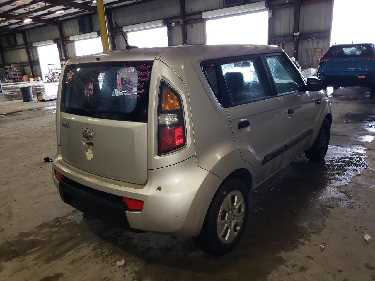 Photo 4 from auction – 2010 KIA SOUL with VIN KNDJT2A16A7030496