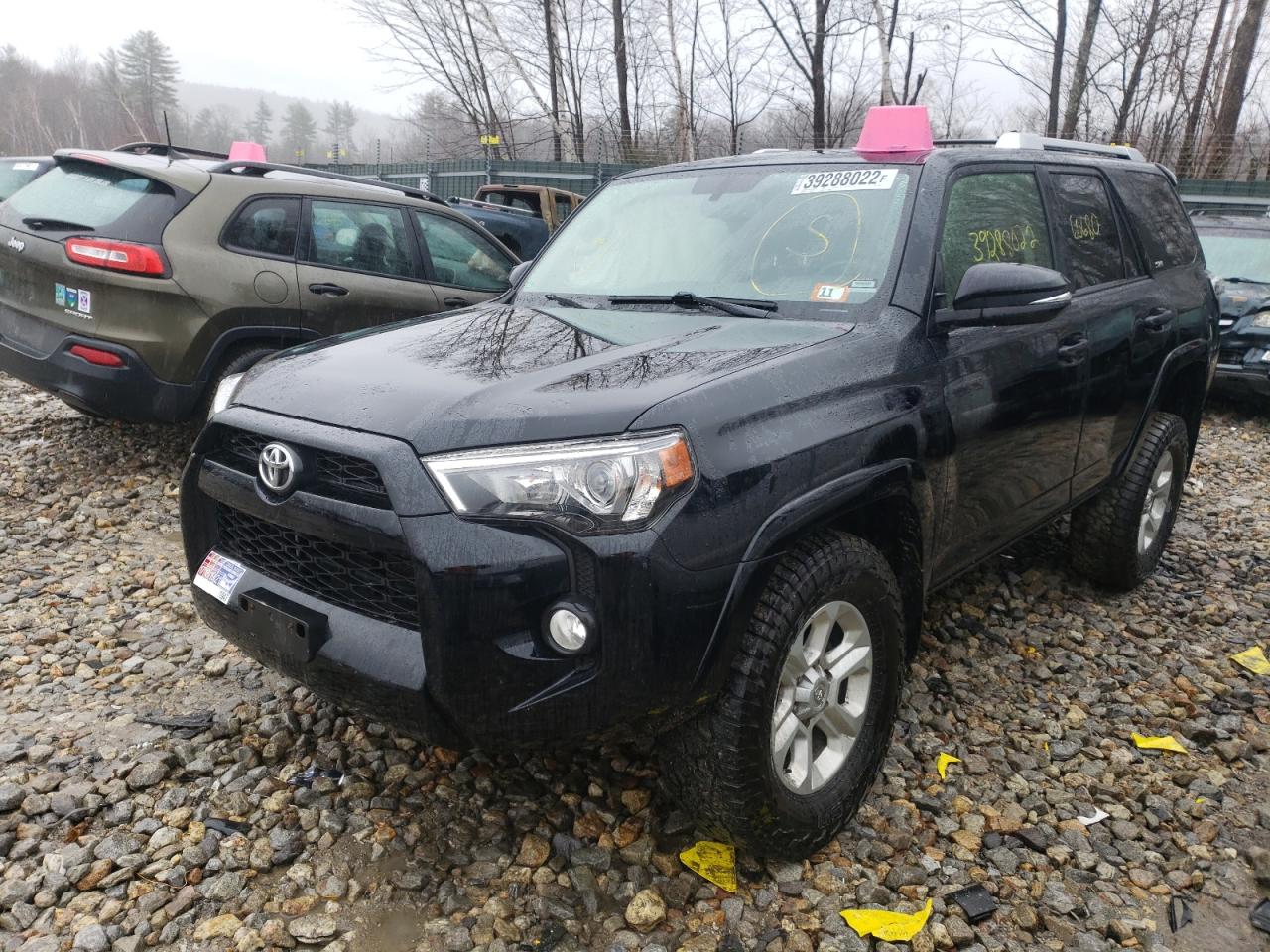 Photo 2 from auction – 2016 TOYOTA 4RUNNER SR with VIN JTEBU5JR7G5278703