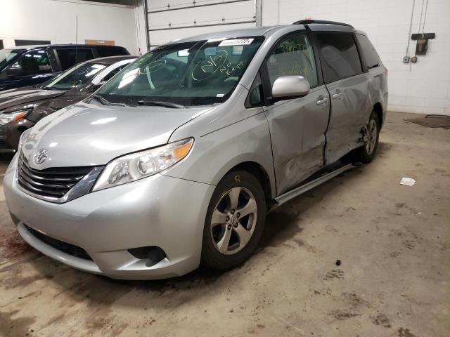 Photo 2 from auction – 2013 TOYOTA SIENNA LE with VIN 5TDKK3DCXDS381495