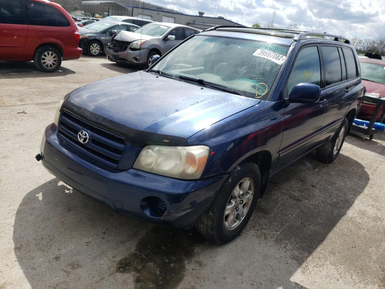 Photo 2 from auction – 2005 TOYOTA HIGHLANDER with VIN JTEEP21A750121082
