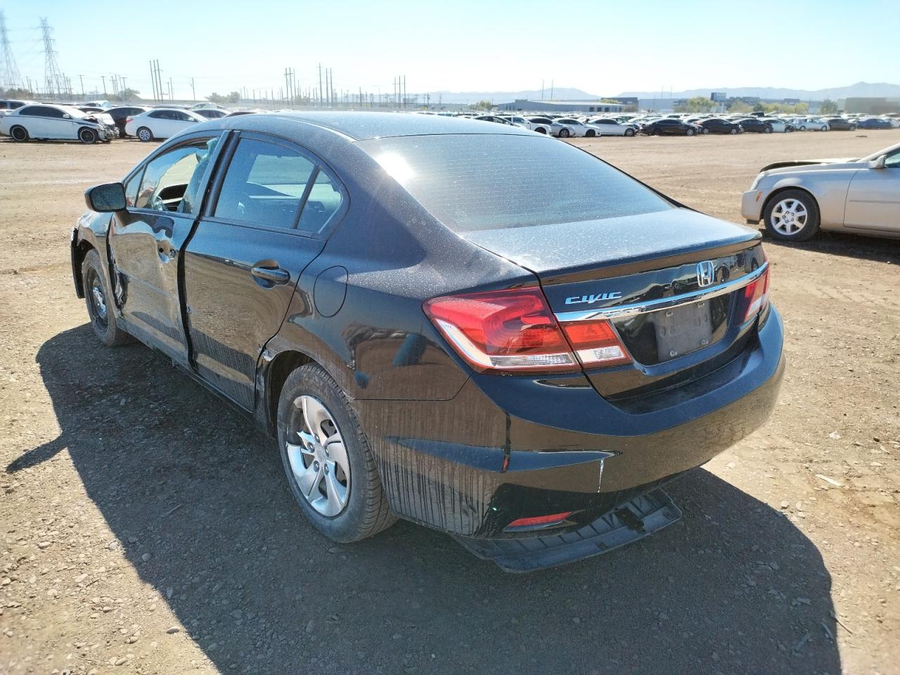 Photo 3 from auction – 2015 HONDA CIVIC LX with VIN 19XFB2F55FE117009