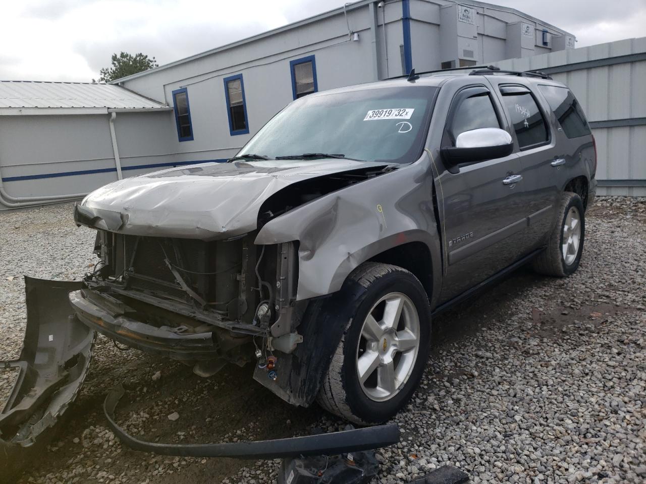 Photo 2 from auction – 2007 CHEVROLET TAHOE C150 with VIN 1GNFC13077R418569
