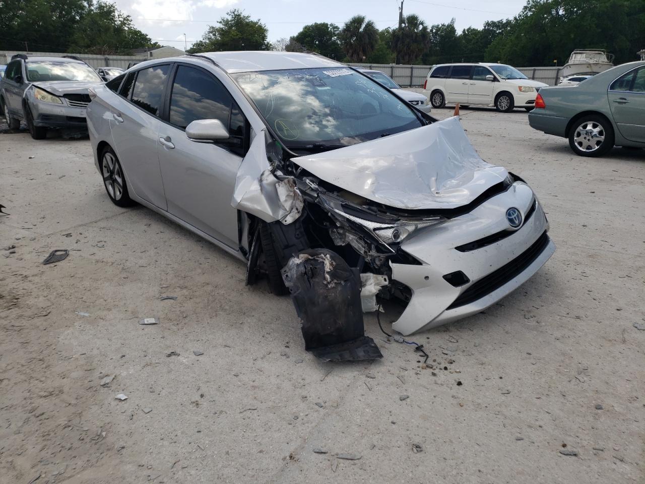TOYOTA PRIUS 2018 with VIN JTDKARFUXJ3548205 - Photo from auction