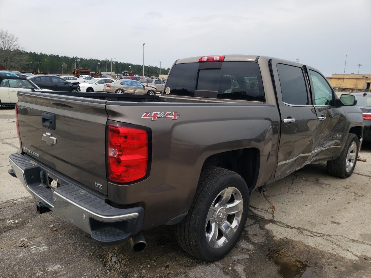 Photo 4 from auction – 2015 CHEVROLET SILVERADO with VIN 3GCUKSEJ9FG460092