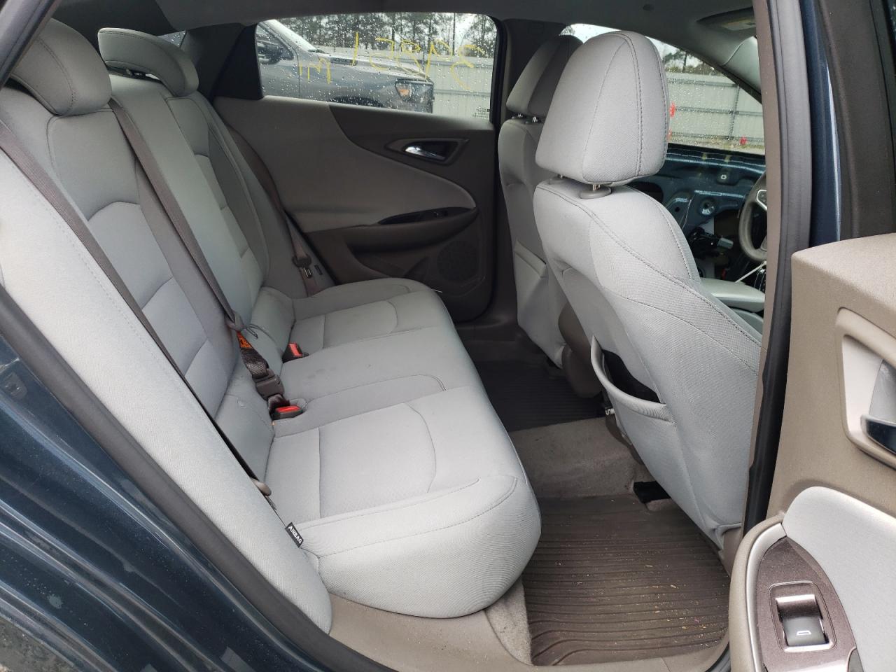 Photo 6 from auction – 2019 CHEVROLET MALIBU LS with VIN 1G1ZB5ST5KF132010