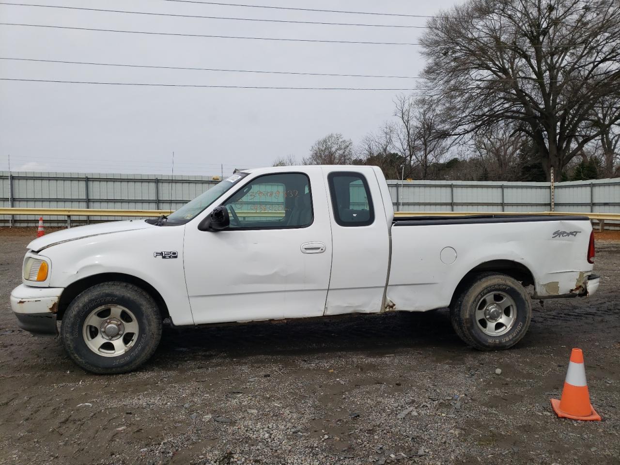 Photo 9 from auction – 2002 FORD F150 with VIN 1FTRX17242NB88706