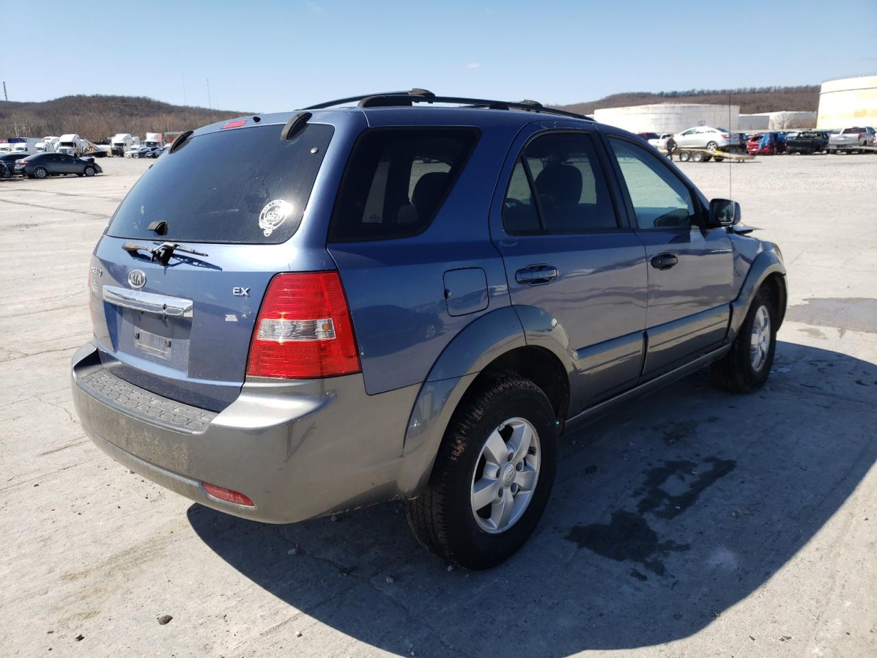 Photo 4 from auction – 2007 KIA SORENTO EX with VIN KNDJC736475692250