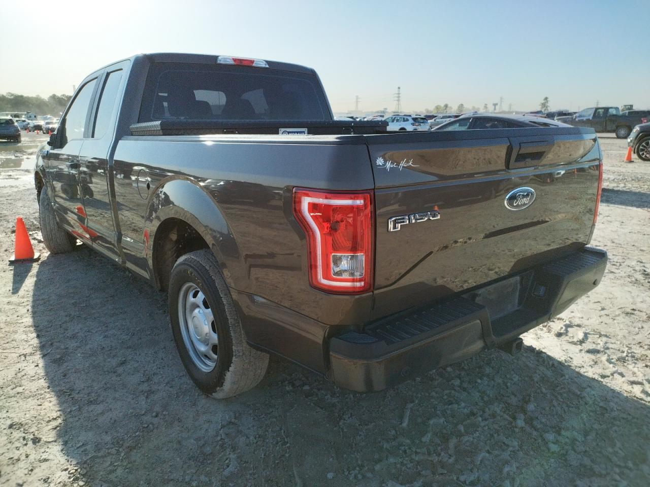 Photo 3 from auction – 2016 FORD F150 SUPER with VIN 1FTEX1CP0GKF55951
