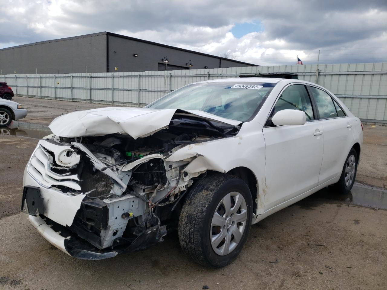 Photo 2 from auction – 2011 TOYOTA CAMRY BASE with VIN 4T1BF3EK2BU615157