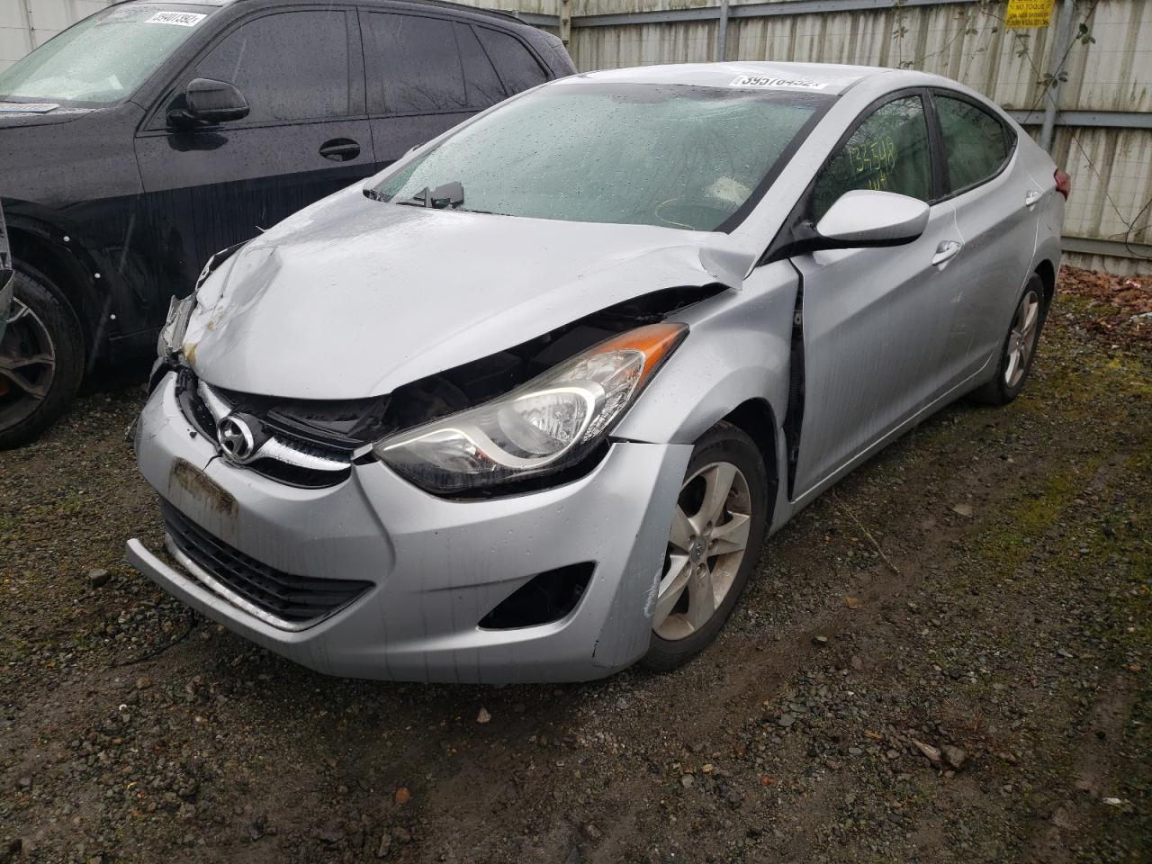 Photo 2 from auction – 2012 HYUNDAI ELANTRA GL with VIN 5NPDH4AE8CH071322