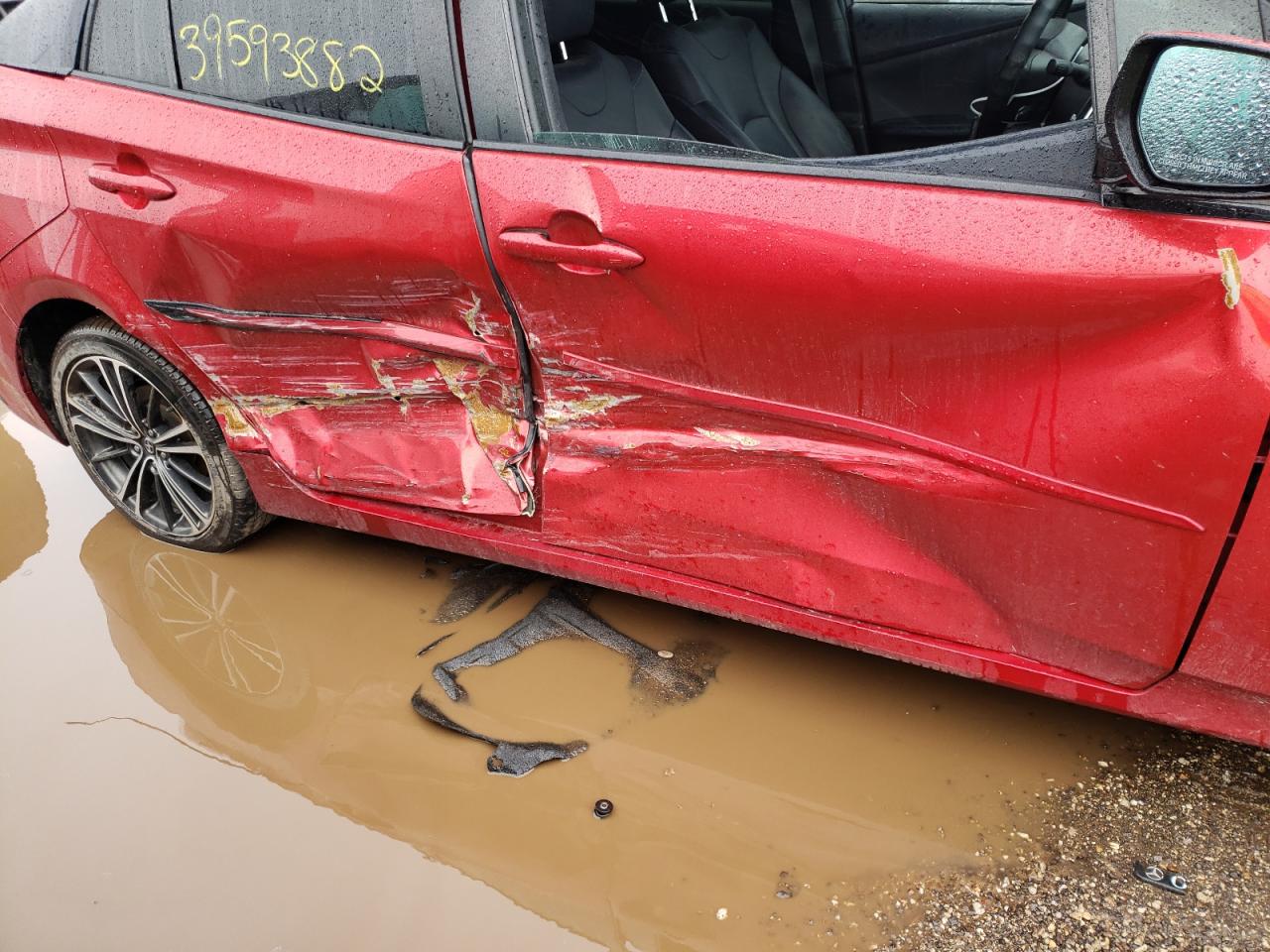 Photo 9 from auction – 2016 TOYOTA PRIUS with VIN JTDKARFU0G3516985