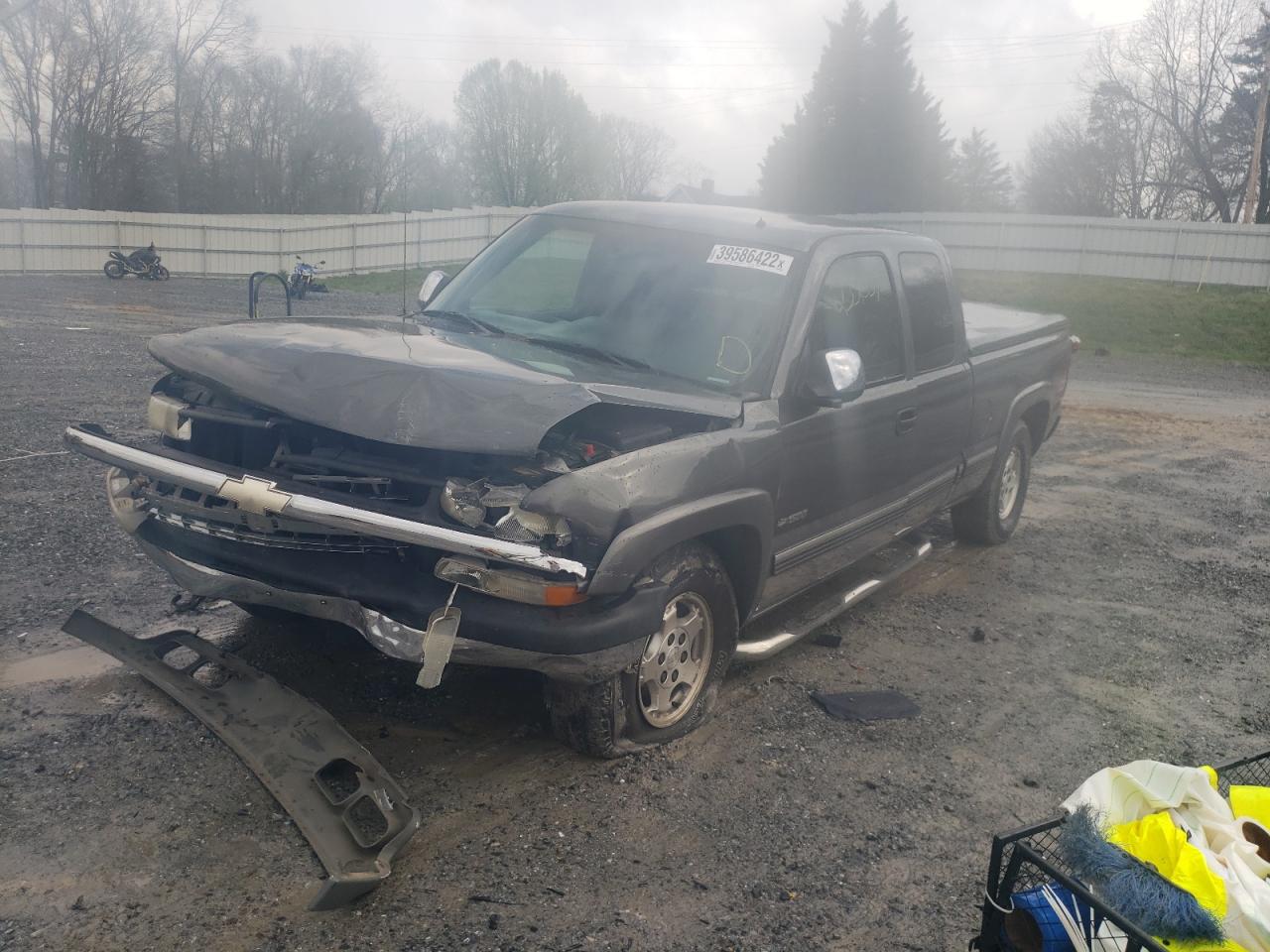 Photo 2 from auction – 2001 CHEVROLET SILVERADO with VIN 1GCEK19T71E156852