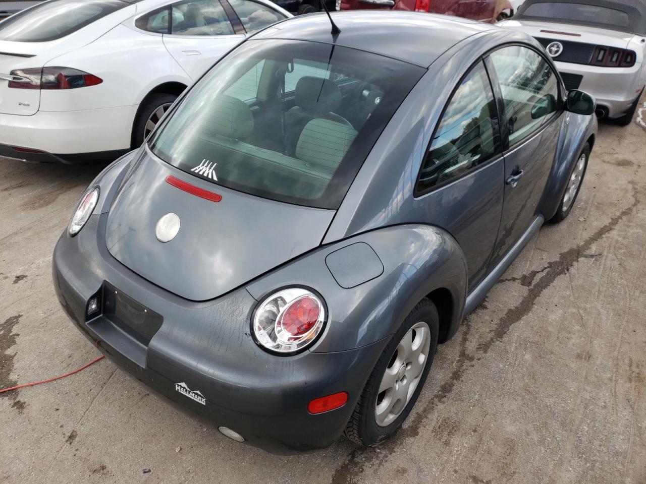 Photo 4 from auction – 2003 VOLKSWAGEN NEW BEETLE with VIN 3VWCK21C03M409335