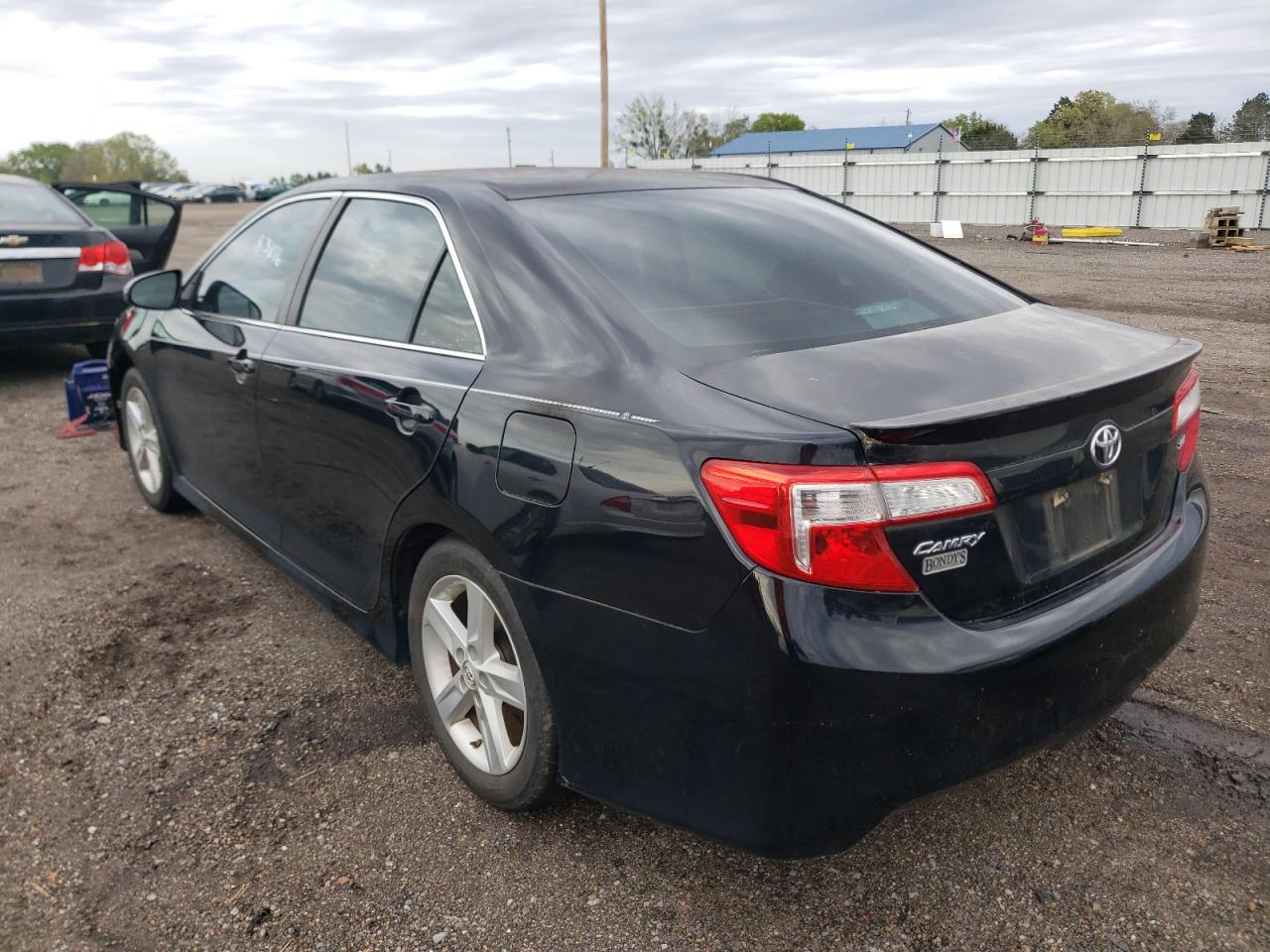 Photo 3 from auction – 2014 TOYOTA CAMRY L with VIN 4T1BF1FK3EU760196