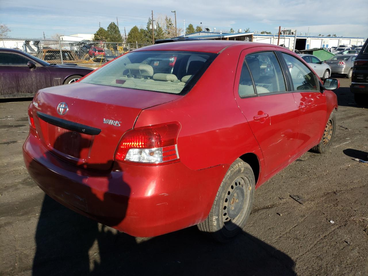 Photo 4 from auction – 2007 TOYOTA YARIS with VIN JTDBT923371098084