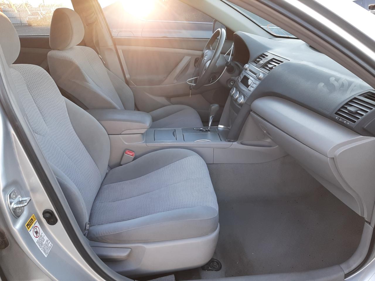 Zdjęcie 5 z aukcji – 2011 TOYOTA CAMRY BASE z VIN 4T1BF3EK2BU652788