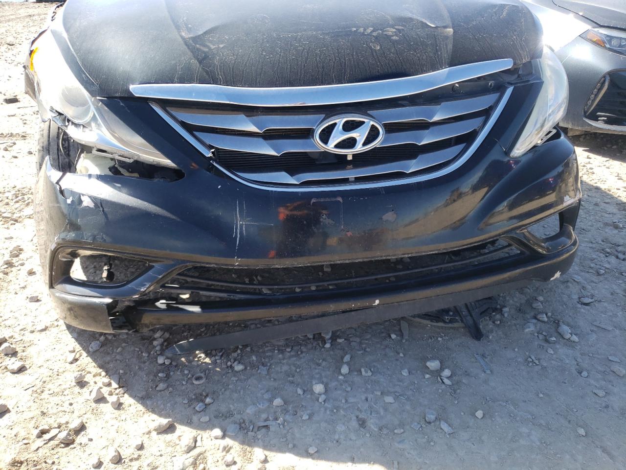 Photo 9 from auction – 2012 HYUNDAI SONATA SE with VIN 5NPEC4AC9CH336377