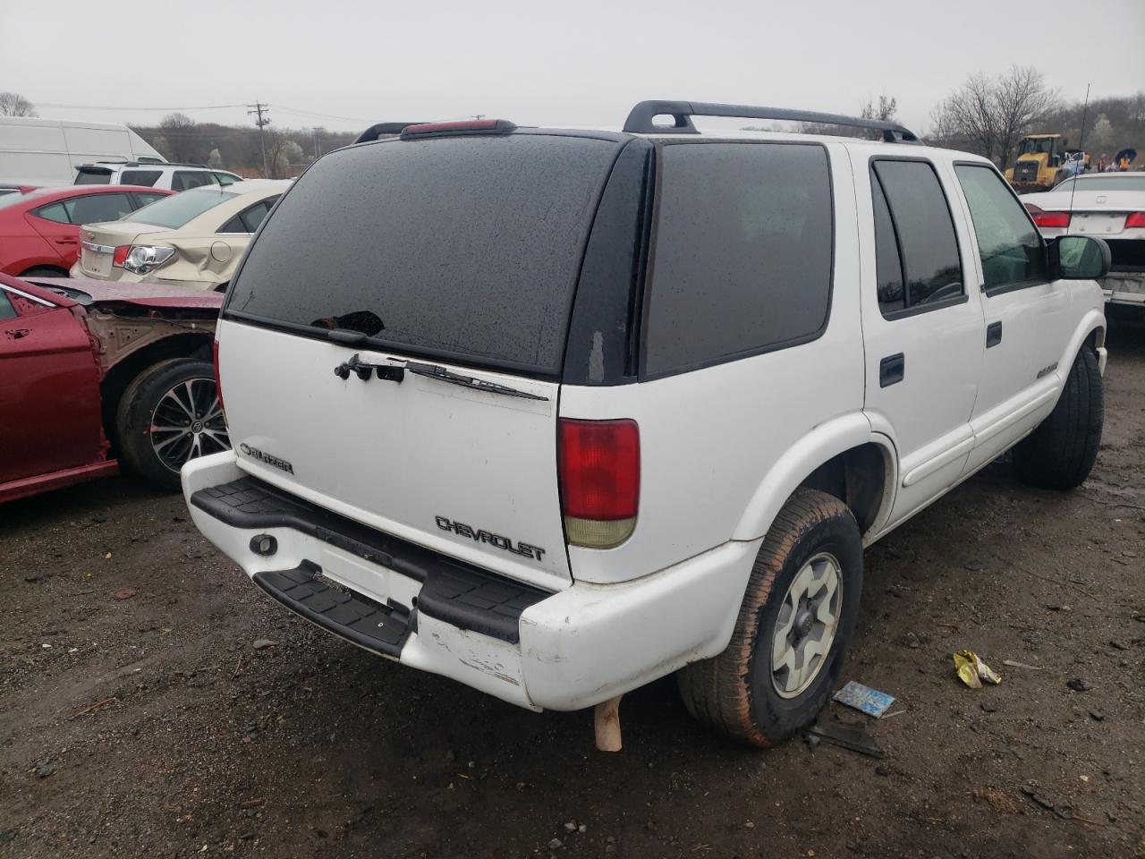 Photo 4 from auction – 2002 CHEVROLET BLAZER with VIN 1GNDT13W42K180693