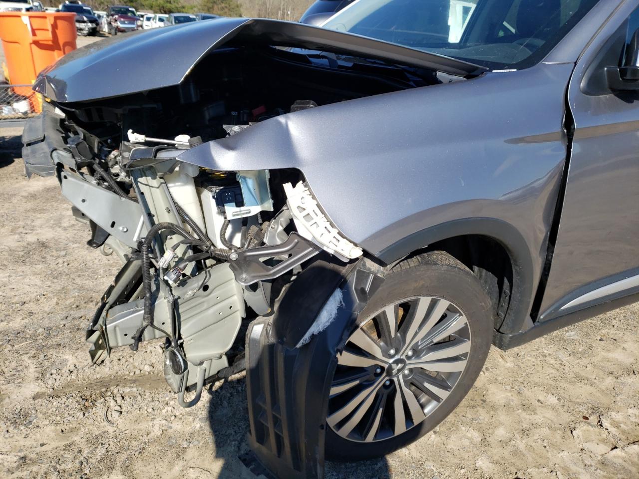 Photo 9 from auction – 2019 MITSUBISHI OUTLANDER with VIN JA4AD3A32KZ035294