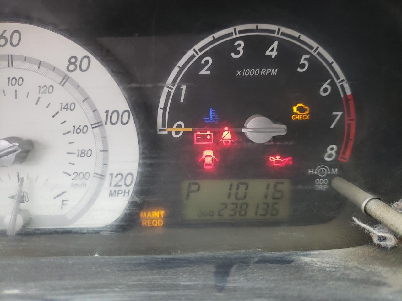 Foto 8 de la subasta – 2005 TOYOTA SCION XA con VIN JTKKT624250125388