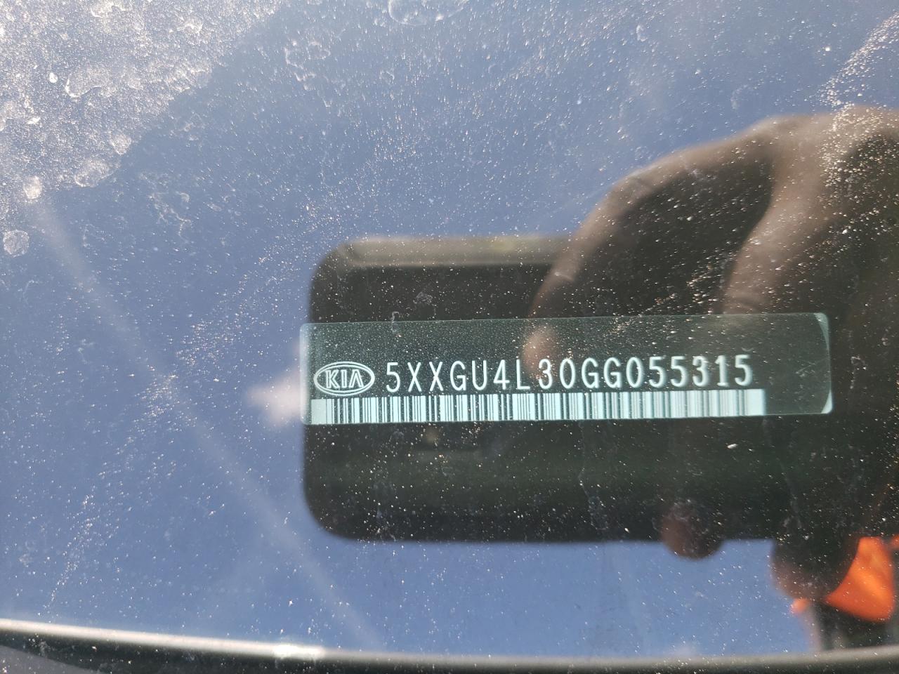 Photo 10 from auction – 2016 KIA OPTIMA EX with VIN 5XXGU4L30GG055315