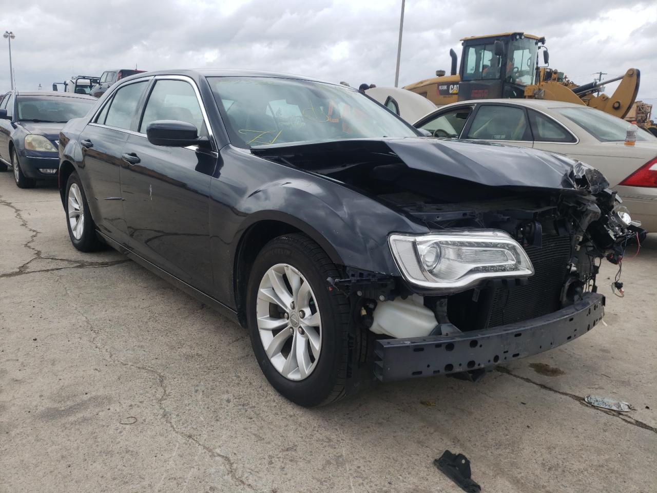 CHRYSLER 300 LIMITE 2016 with VIN 2C3CCAAG3GH189534 - Photo from auction