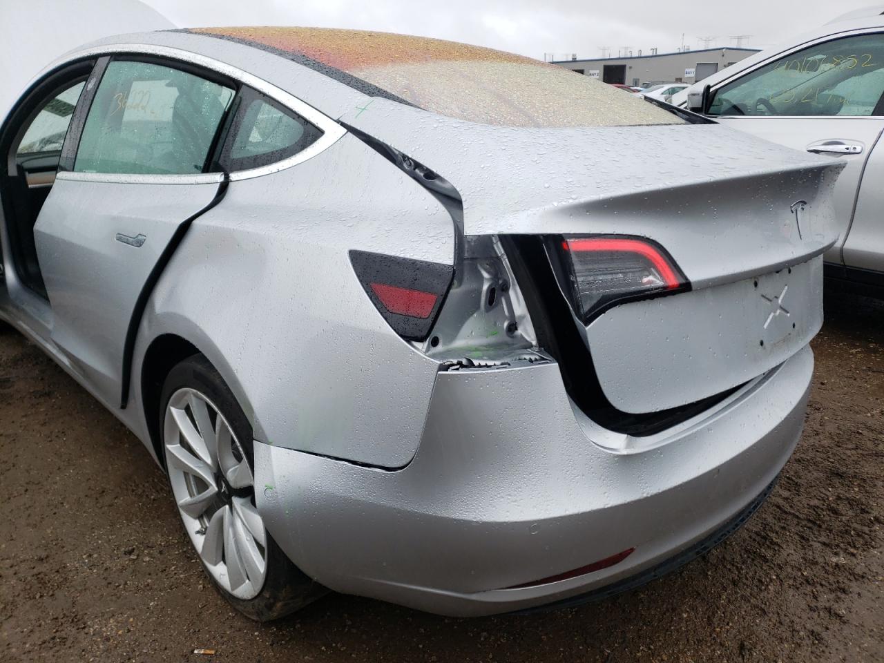 Photo 9 from auction – 2018 TESLA MODEL 3 with VIN 5YJ3E1EAXJF009605