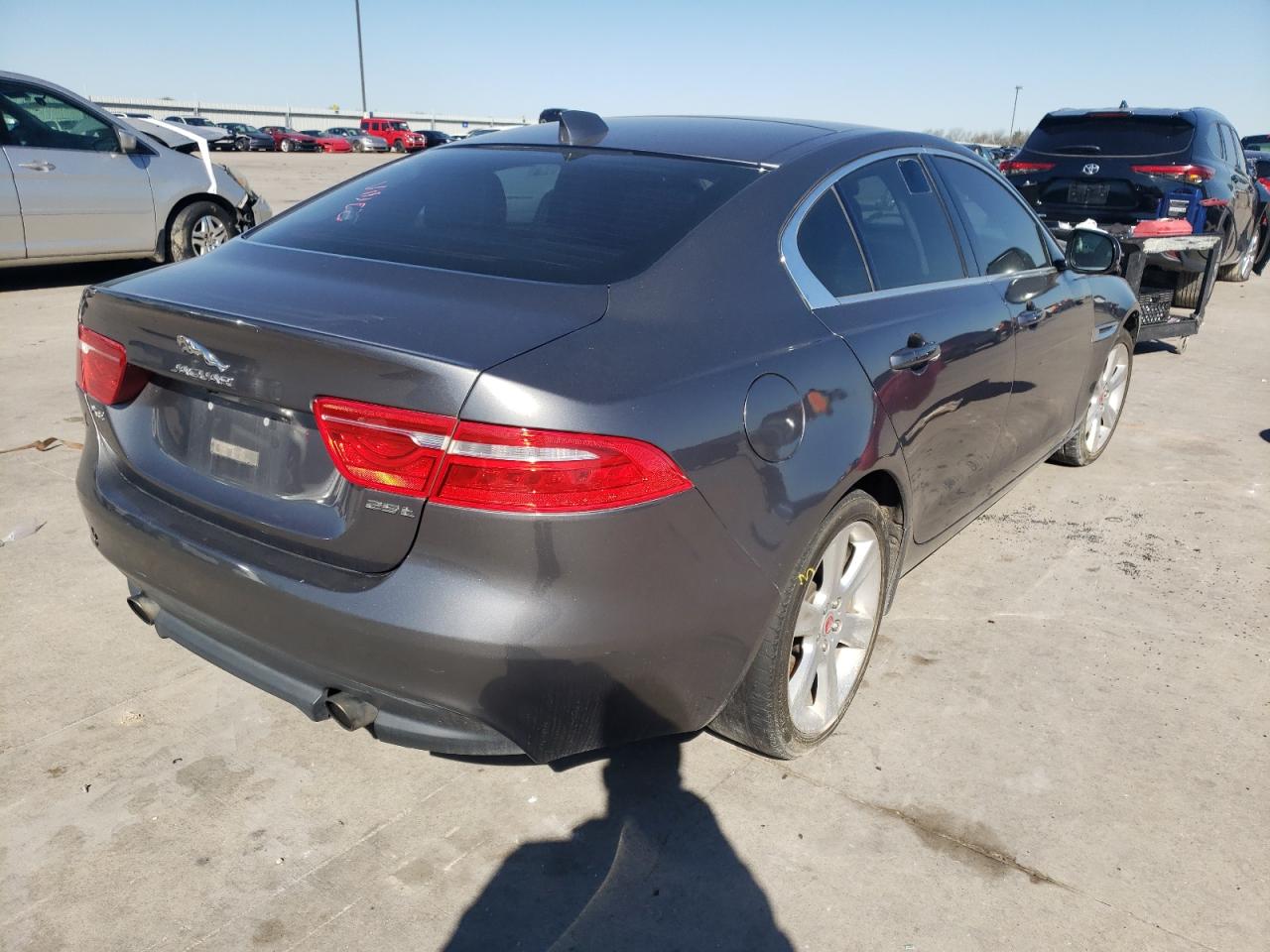 Photo 4 from auction – 2017 JAGUAR XE PRESTIG with VIN SAJAE4BG8HA957040