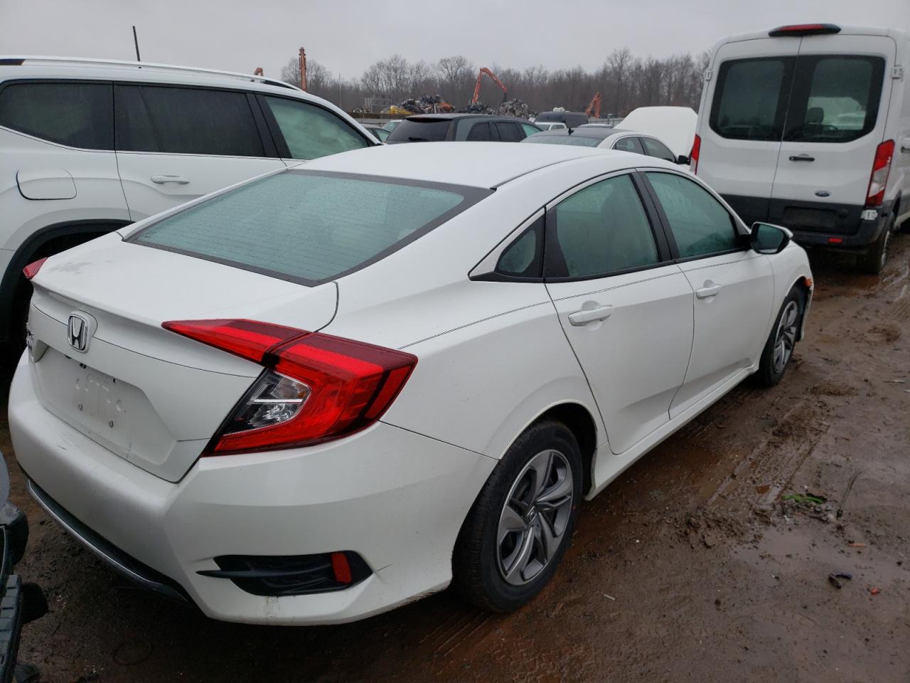 Photo 4 from auction – 2019 HONDA CIVIC LX with VIN 2HGFC2F67KH572398