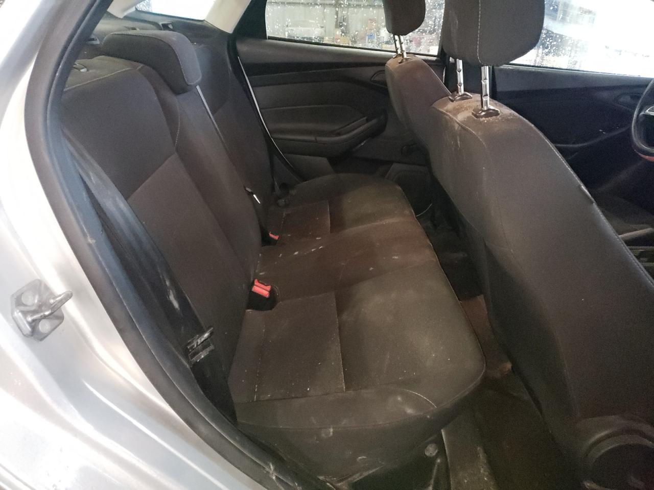 Photo 6 from auction – 2016 FORD FOCUS with VIN 1FADP3E28GL331125