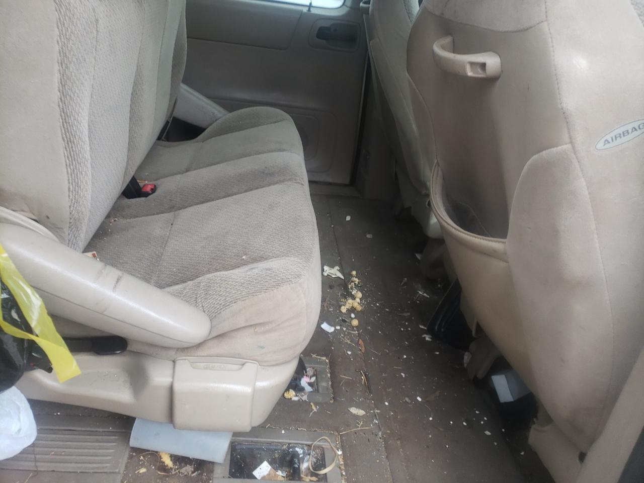 Photo 6 from auction – 2002 FORD WINDSTAR L with VIN 2FMDA51432BA79027
