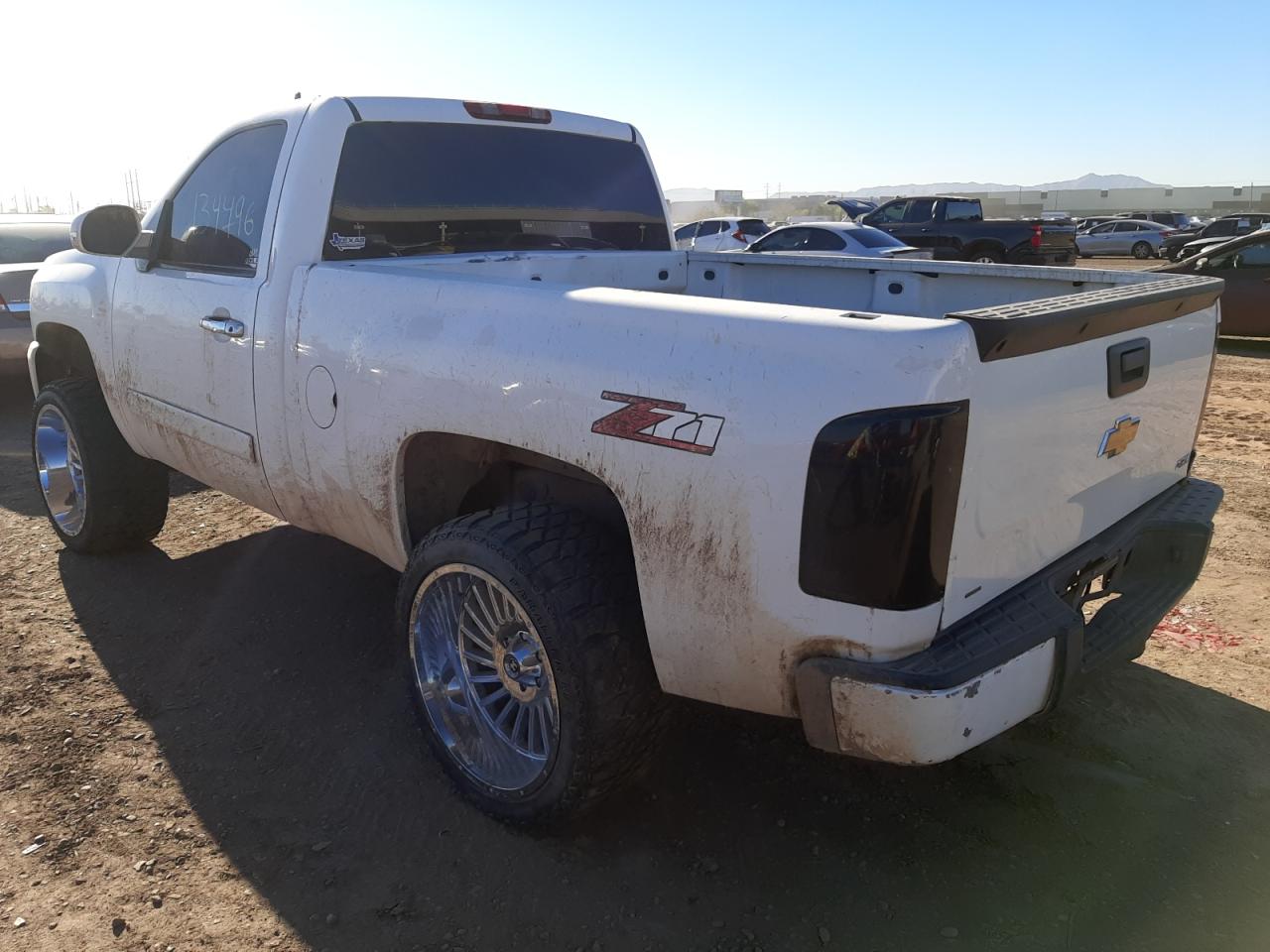 Photo 3 from auction – 2007 CHEVROLET SILVERADO with VIN 1GCEC14C97Z646733