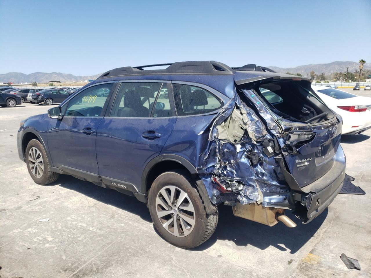 Photo 3 from auction – 2020 SUBARU OUTBACK with VIN 4S4BTAAC3L3199056