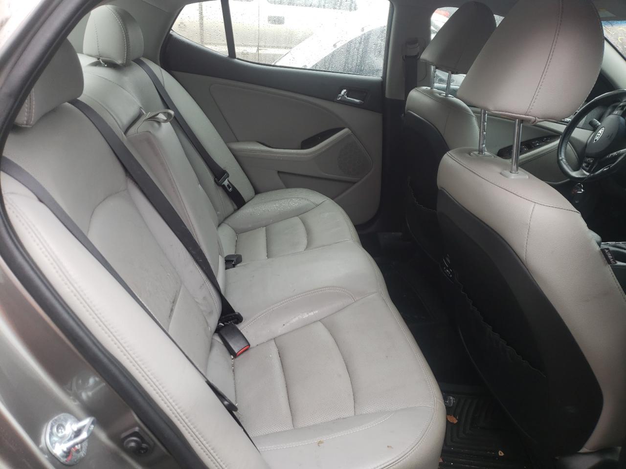 Photo 6 from auction – 2012 KIA OPTIMA EX with VIN 5XXGN4A79CG037280