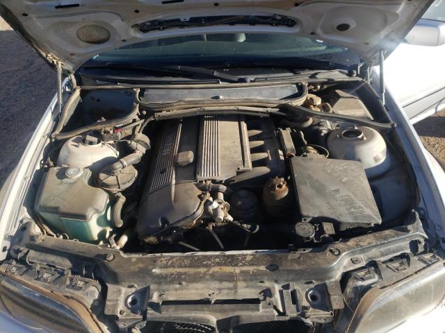 Photo 7 from auction – 2004 BMW 325 I with VIN WBAET37484NJ95830
