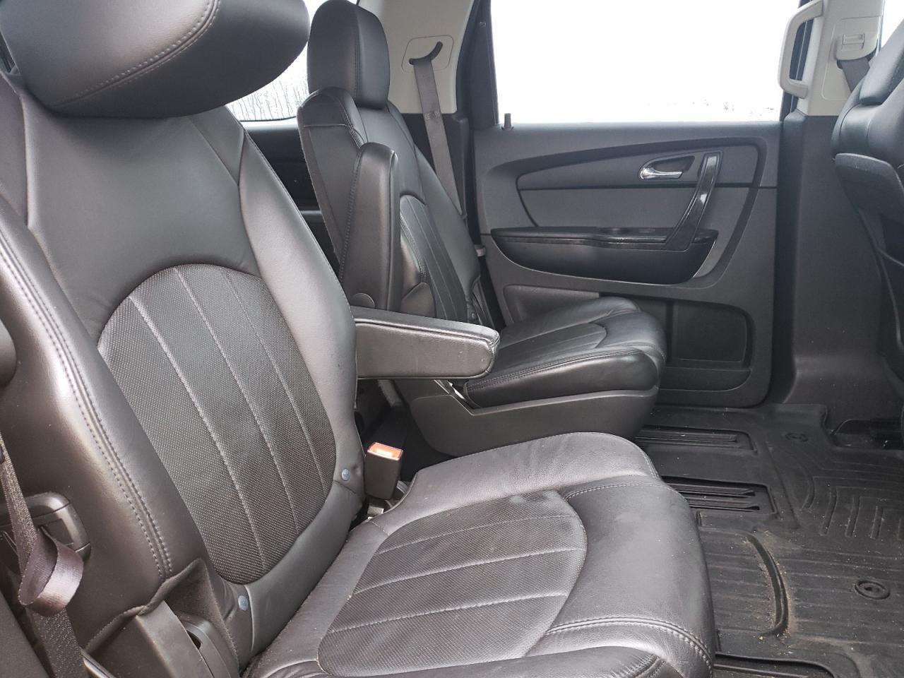 Photo 6 from auction – 2012 GMC ACADIA DEN with VIN 1GKKVTED1CJ221570
