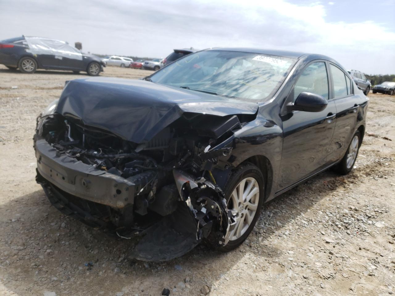 Photo 2 from auction – 2012 MAZDA 3 I with VIN JM1BL1W86C1677619