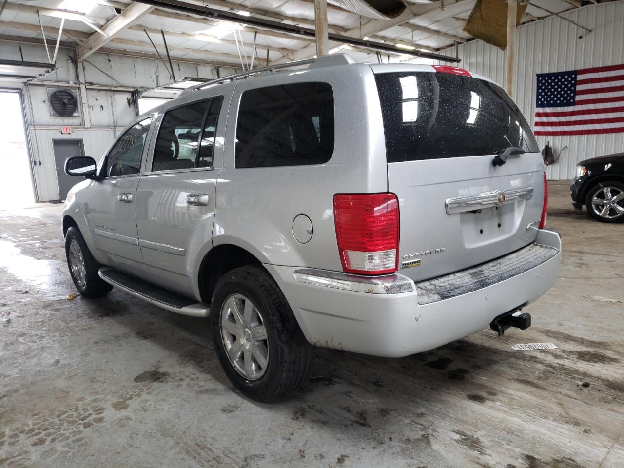 Photo 3 from auction – 2009 CHRYSLER ASPEN LIMI with VIN 1A8HW58P29F710570