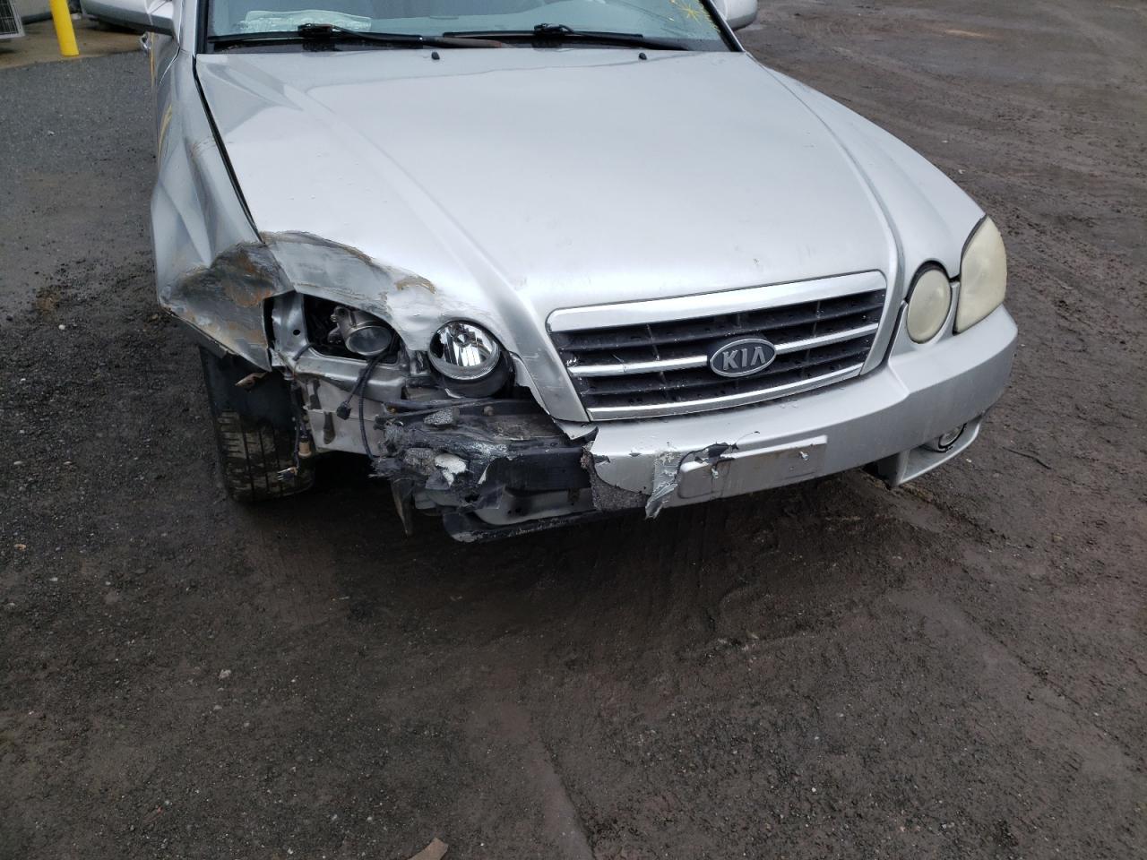 Foto 10 de la subasta – 2005 KIA OPTIMA LX con VIN KNAGD128755410104