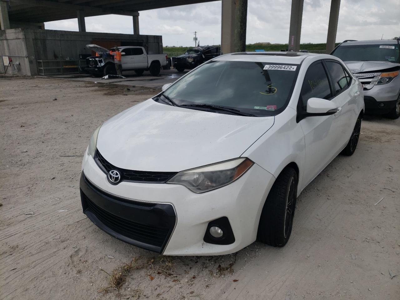 Photo 2 from auction – 2015 TOYOTA COROLLA L with VIN 2T1BURHE8FC303138