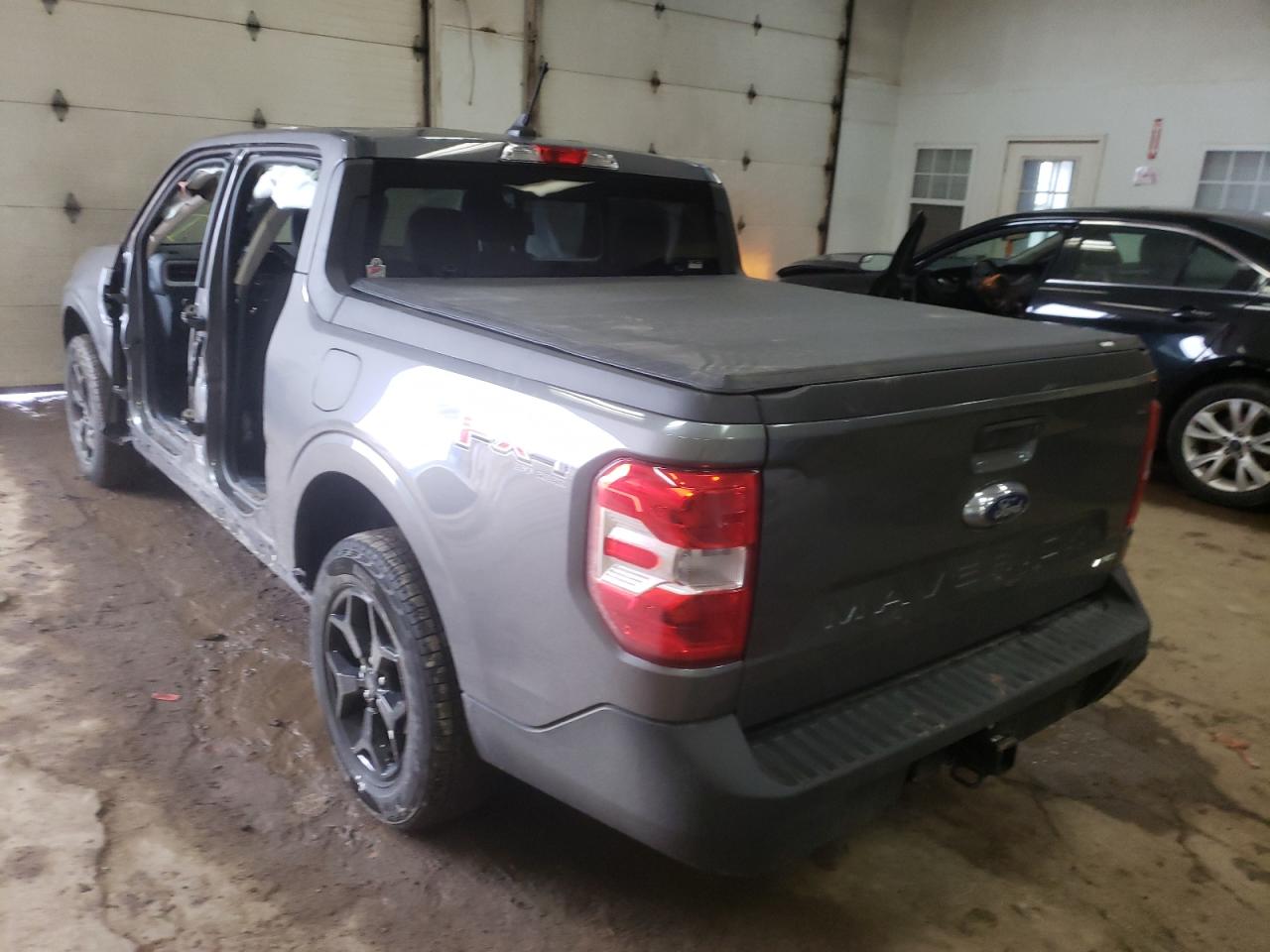 Photo 3 from auction – 2022 FORD MAVERICK X with VIN 3FTTW8F93NRA04616