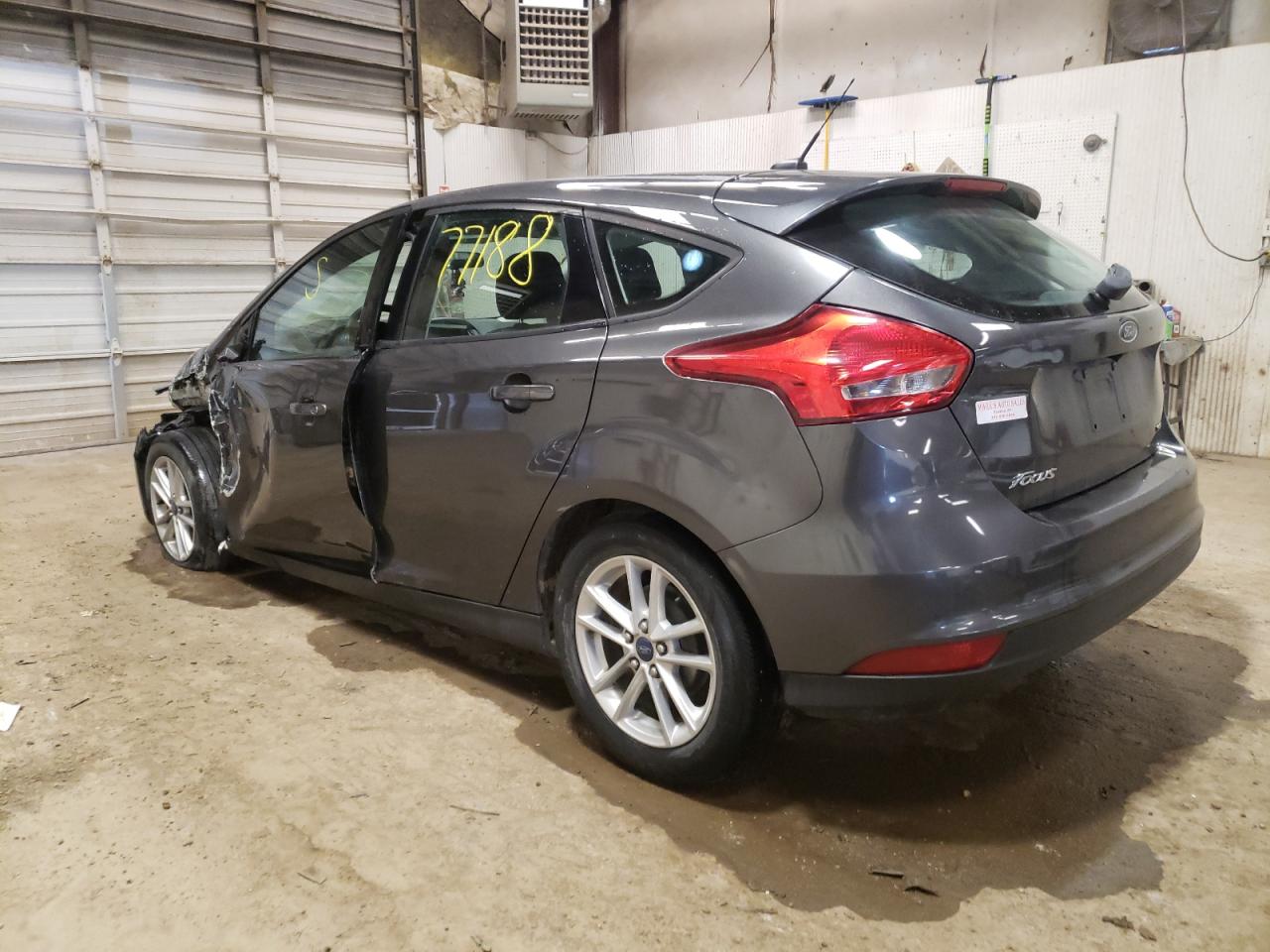 Photo 3 from auction – 2015 FORD FOCUS SE with VIN 1FADP3K22FL326652