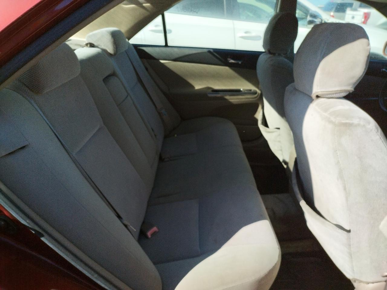 Photo 6 from auction – 2002 TOYOTA CAMRY with VIN JTDBF32K420071342